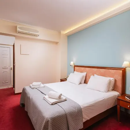 Hotel Porto & 3*