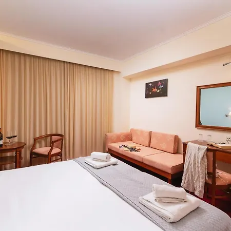Hotel Porto & 3*